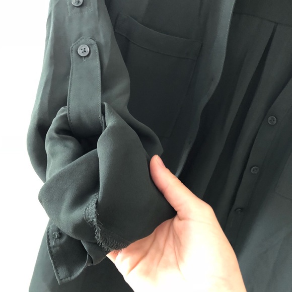 Express button down blouse - Picture 7 of 8